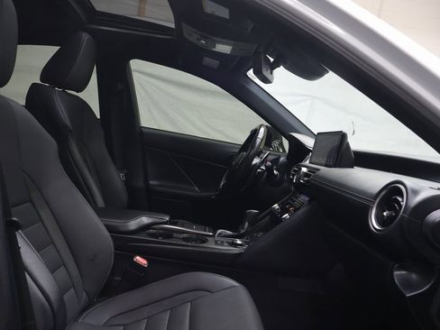 Used 2022 Lexus IS 350 F Sport image 10