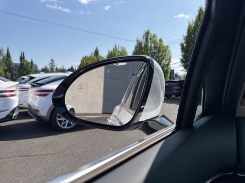 New 2026 Genesis Electrified GV70 image 34