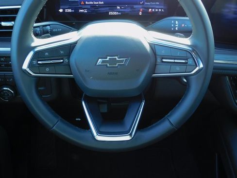 Used 2025 Chevrolet Tahoe Z71 image 17