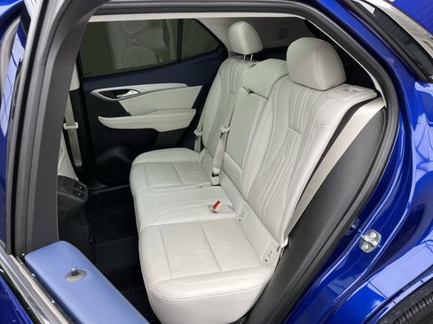 Certified 2024 Buick Envision Avenir image 13