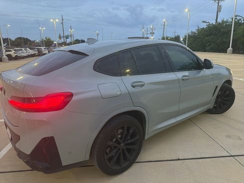 Used 2023 BMW X4 xDrive30i w/ M Sport Package AWD/4WD image 3