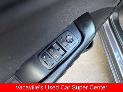Used 2021 Dodge Challenger SXT RWD image 11