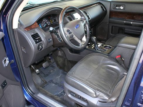 Used 2016 Ford Flex Limited w/ Equipment Group 303A AWD/4WD image 12