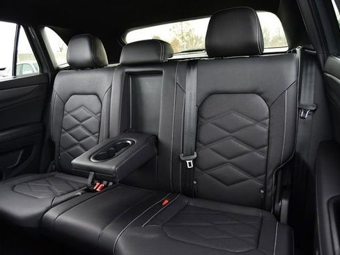 New 2026 Volkswagen Atlas Cross Sport SE image 22