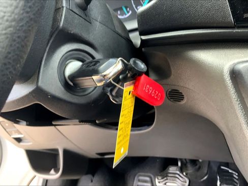 Used 2024 Ford Transit 350 XLT image 14