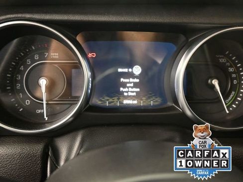 Used 2023 Jeep Wrangler Unlimited Sahara w/ Cold Weather Group image 34