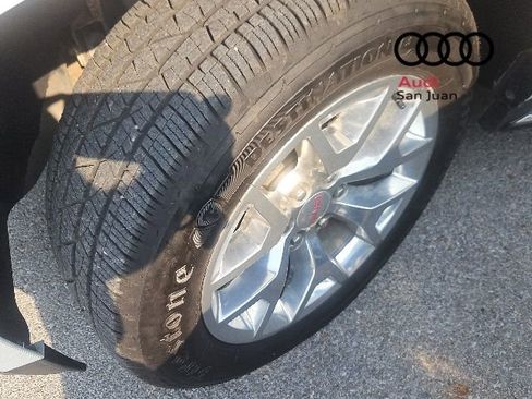 Used 2018 GMC Yukon XL SLT w/ Open Road Package RWD image 5