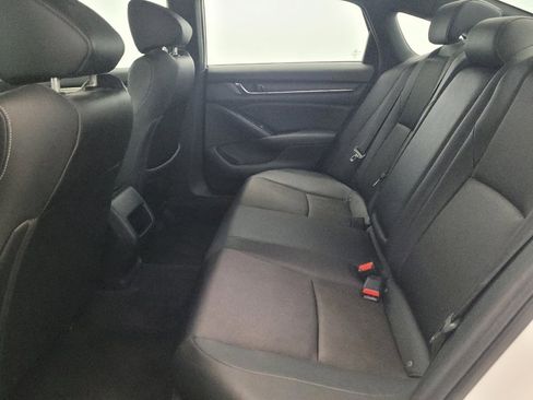 Used 2019 Honda Accord Sport image 18