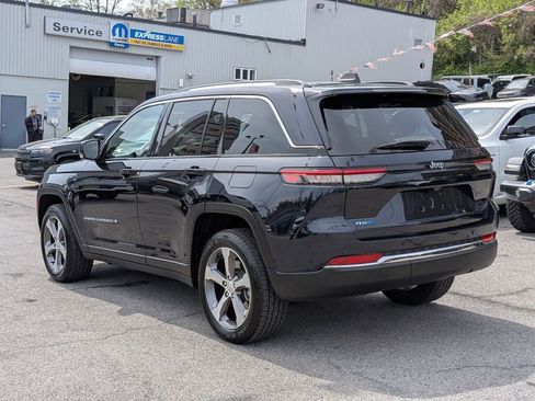 Used 2022 Jeep Grand Cherokee Limited 4xe image 10