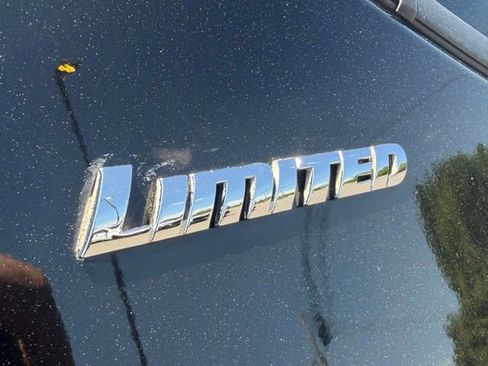 Used 2023 Toyota Tundra Limited AWD/4WD image 7