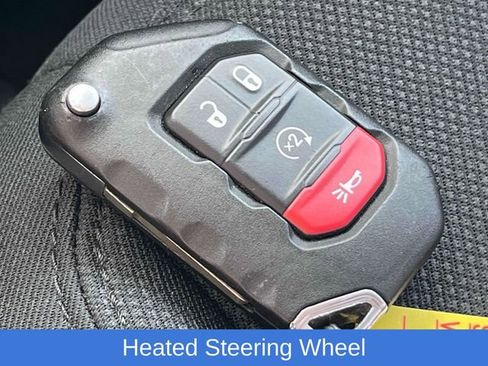 Used 2022 Jeep Gladiator Sport image 38