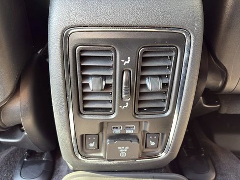 Used 2017 Jeep Grand Cherokee Trailhawk AWD/4WD image 37