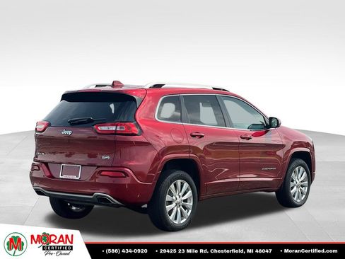Used 2016 Jeep Cherokee Overland AWD/4WD image 5