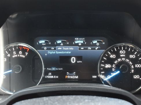 Used 2018 Ford F150 Lariat w/ Equipment Group 502A Luxury AWD/4WD image 12
