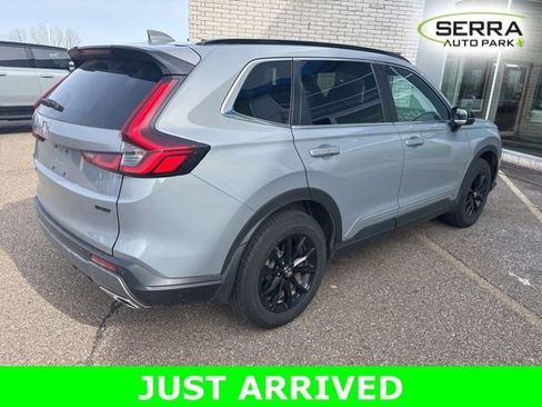 Used 2025 Honda CR-V Sport-L image 3