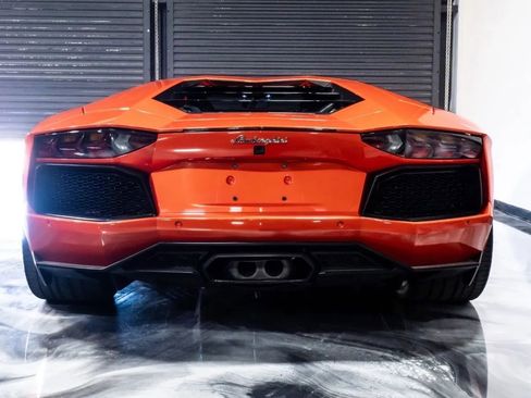 Used 2012 Lamborghini Aventador LP 700-4 AWD/4WD image 7