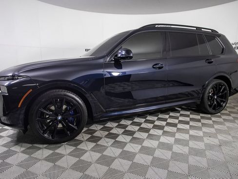 Used 2024 BMW X7 xDrive40i w/ M Sport Package AWD/4WD image 10