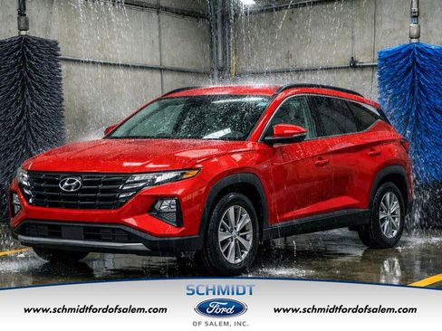 Used 2025 Hyundai Tucson SE FWD image 1