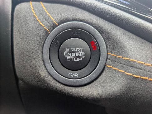 Used 2023 Dodge Durango R/T w/ Hemi Orange Plus Package AWD/4WD image 28