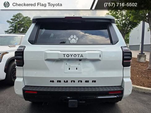Used 2025 Toyota 4Runner TRD Sport Premium AWD/4WD image 5