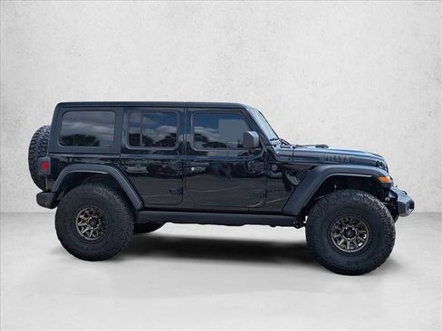 Used 2025 Jeep Wrangler Unlimited Sport AWD/4WD image 4
