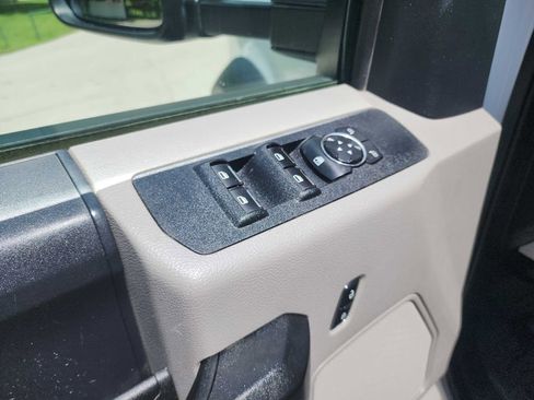 Used 2019 Ford F550 4x4 SuperCab Super Duty image 18