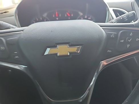 Used 2021 Chevrolet Equinox LT FWD image 22