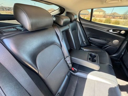 Used 2019 Kia Stinger Premium image 43