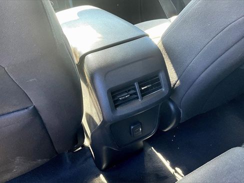 Used 2020 Chevrolet Equinox LS w/ LPO, Cargo Package image 27