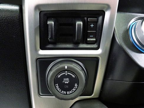 Used 2020 Ford F350 Platinum AWD/4WD image 31