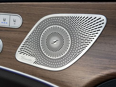 Certified 2023 Mercedes-Benz GLS 450 4MATIC image 37