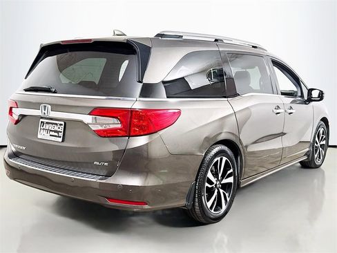 Used 2018 Honda Odyssey Elite image 4