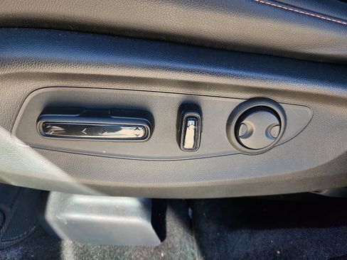 Used 2025 Honda CR-V Sport Touring image 13