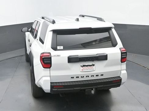 New 2026 Toyota 4Runner SR5 image 28