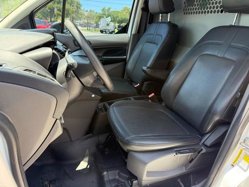 Used 2019 Ford Transit Connect XL FWD image 26