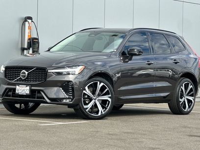 Used 2023 Volvo XC60 B5 Ultimate w/ Climate Package