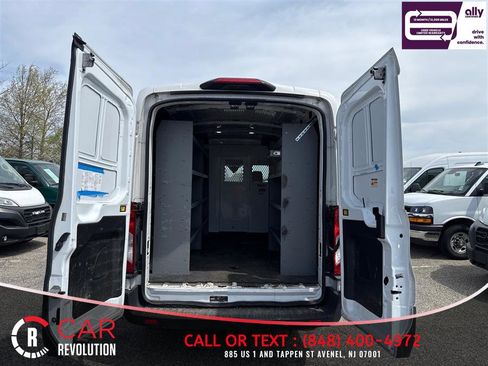 Used 2023 Ford Transit 250 Medium Roof image 6