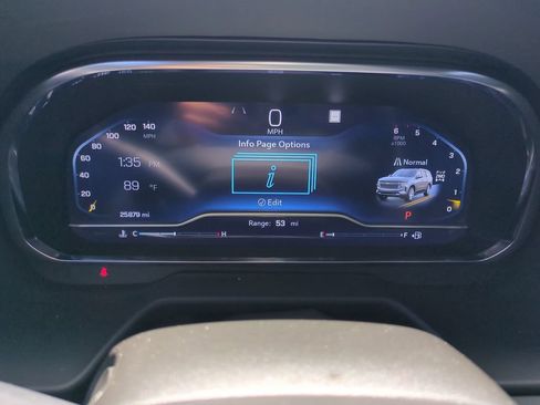 Used 2022 Chevrolet Suburban High Country AWD/4WD image 33