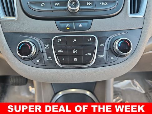 Used 2020 Chevrolet Malibu LT image 20