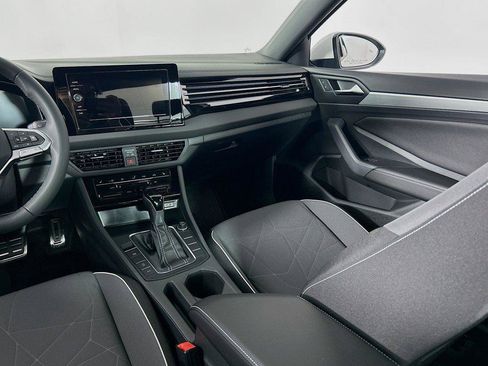 Used 2026 Volkswagen Jetta S FWD image 21
