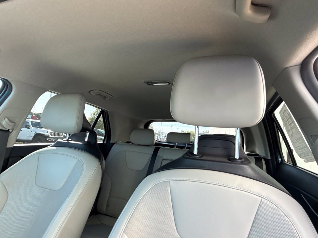 Used 2024 Kia Niro EX FWD image 9