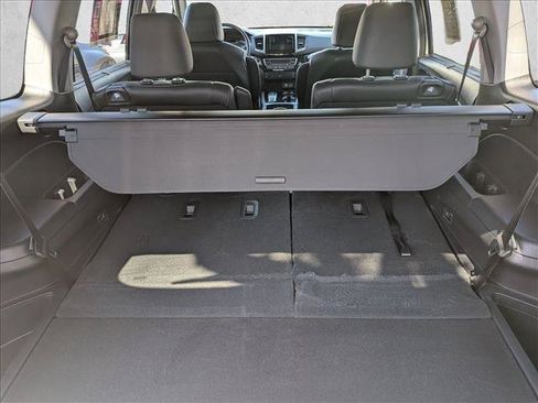 Used 2017 Honda Pilot Elite image 6