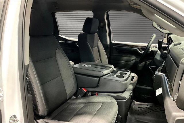 New 2026 Chevrolet Silverado 1500 RST w/ LPO, Dark Essentials Package AWD/4WD image 10