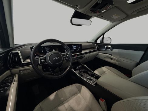 Used 2024 Kia Sorento S w/ Panoramic Sunroof Package FWD image 25