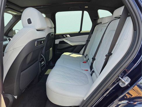 New 2026 BMW X5 sDrive40i w/ M Sport Package RWD image 9