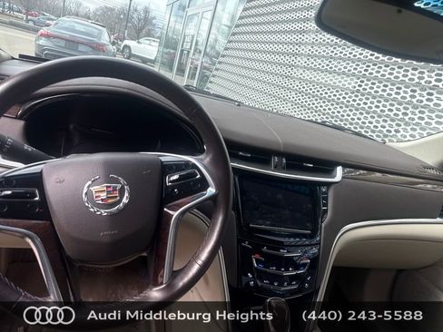 Used 2013 Cadillac XTS Luxury image 9
