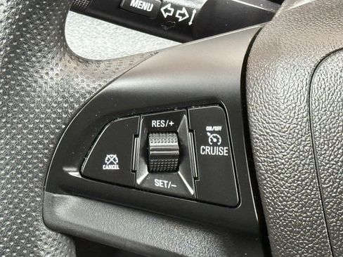 Used 2020 Chevrolet Trax LT image 27