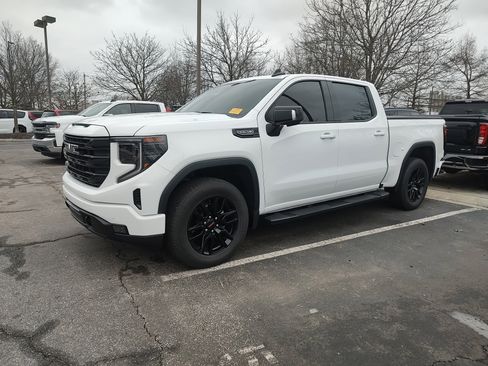 Used 2025 GMC Sierra 1500 Elevation w/ Elevation Premium Package image 1
