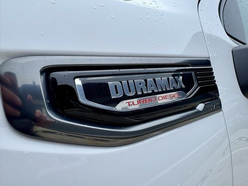 Used 2020 GMC Sierra 1500 AT4 w/ AT4 Premium Package image 5