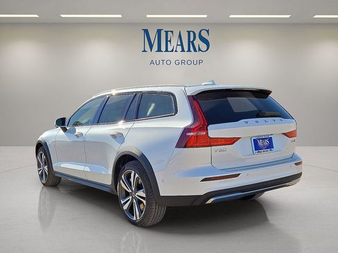 New 2026 Volvo V60 B5 Cross Country Plus w/ Protection Package Premier image 3